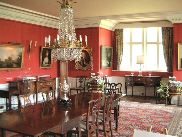 burton agnes dining room